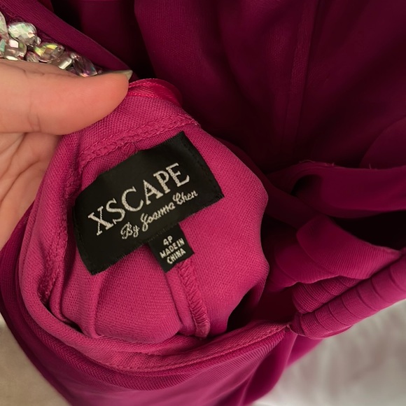 Petite Fuchsia One-Shoulder beaded Gown - Picture 4 of 8